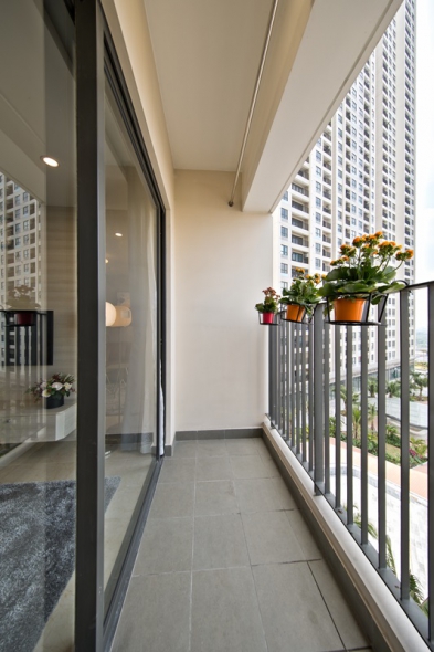 Cozy 2-bedroom apartment with stunning city view in Cau Giay